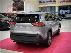 تۆیۆتا ڕاڤ 4